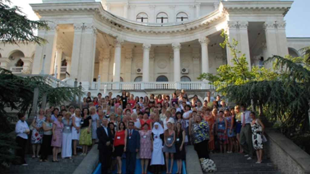 ІІІ Міжнародний конгрес медичних сестер «Особливості сучасного медсестринства. Світовий досвід» 3–6 травня 2012 року АР Крим, м.Ялта, смт. Гаспра, санаторій «Україна».