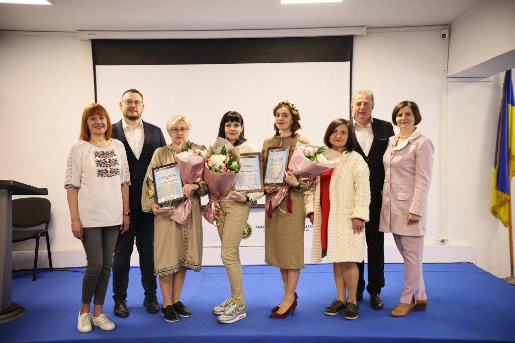 ХІІІ Міжнародний конгрес медичних сестер «Медсестринство під час війни» 12 травня 2022 року м. Київ ДУ «Науково практичний медичний центр дитячої кардіології та кардіохірургії МОЗ України»/м.Львів КЗВО ЛОР «Львівська медична академія ім. Андрея Крупинського»